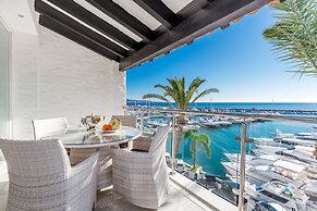 First Line Penthouse in Puerto Banus