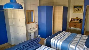 Colesberg Garage Motor Inn Accommodation