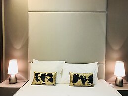 The Landmark Penthouse Luxury Condo by Casa Accommodation