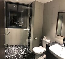 The Landmark Penthouse Luxury Condo by Casa Accommodation