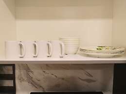 The Landmark Penthouse Luxury Condo by Casa Accommodation