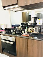 The Landmark Penthouse Luxury Condo by Casa Accommodation