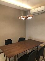 The Landmark Penthouse Luxury Condo by Casa Accommodation