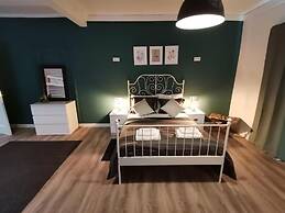 Village Cascais Guest House