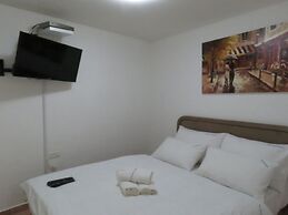Star Apartments Petah Tikva