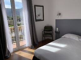 Hôtel Les Arbousiers