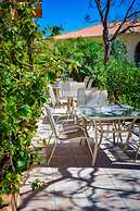 Hôtel Les Arbousiers