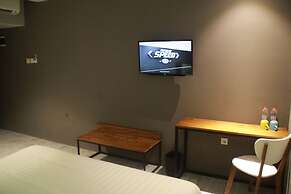 Nite & Day Surabaya - Kedungdoro