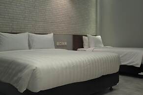 Nite & Day Surabaya - Kedungdoro