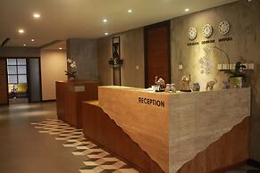 Nite & Day Surabaya - Kedungdoro