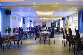 Royal Mansion Hotel