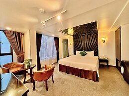Dinh Ami Hanoi Hotel