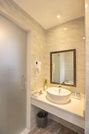 Dinh Ami Hanoi Hotel