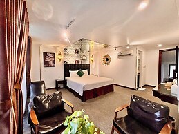 Dinh Ami Hanoi Hotel