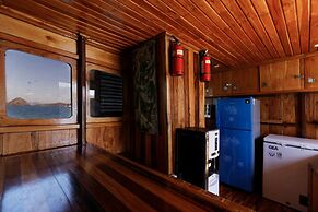 Plataran Phinisi Waecicu