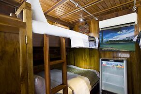 Plataran Phinisi Waecicu