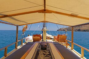 Plataran Phinisi Waecicu