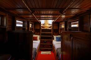 Plataran Phinisi Waecicu