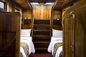 Plataran Phinisi Waecicu