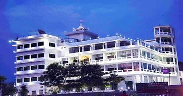 Hotel Mahamaya Palace