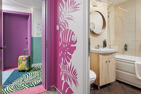 ibis Styles Venus