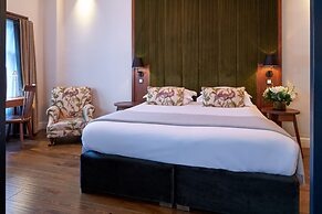 Cheval The Edinburgh Grand