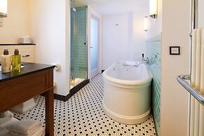 Cheval The Edinburgh Grand