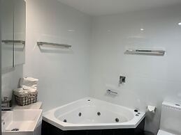 Holiday With A View Landmark Hotel