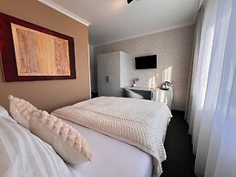 Grand Petit Hotel ex Shato Gesson