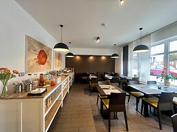 Grand Petit Hotel ex Shato Gesson