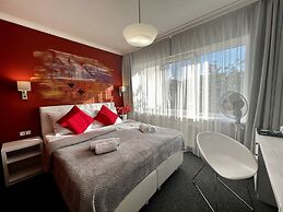 Grand Petit Hotel ex Shato Gesson