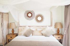 Pineapple Lazy Beach Villa