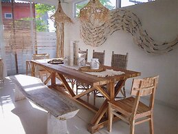 Pineapple Lazy Beach Villa