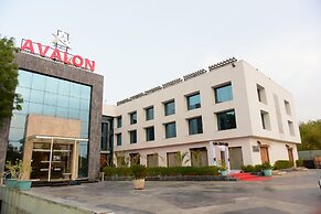 Avalon Hotel & Banquets