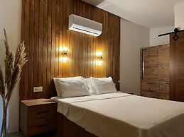 Sunset Boutique Hotel & Apartments