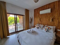 Sunset Boutique Hotel & Apartments