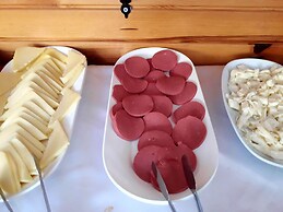 Sunset Boutique Hotel & Apartments