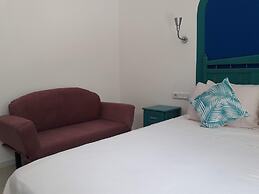 Sunset Boutique Hotel & Apartments