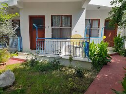 Sunset Boutique Hotel & Apartments