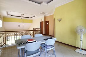 Maharani Guesthouse Tebet Syariah - Hostel
