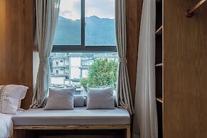 Floral Holiday Guesthouse