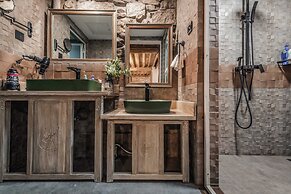 3 Cottages of Deer Inn