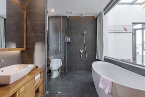 Floral Holiday Guesthouse
