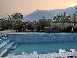 Countryside Himalayan Resort, Manali