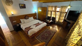 Countryside Himalayan Resort, Manali