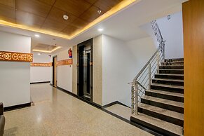 Capital O 10823 Pratibha Grand