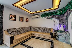 Capital O 10823 Pratibha Grand