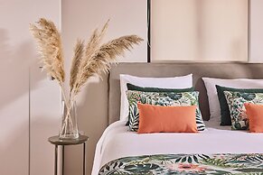 Elaia Luxury Apartments Glyfada