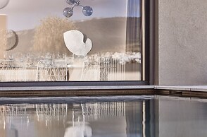 Elaia Luxury Apartments Glyfada