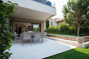 Elaia Luxury Apartments Glyfada